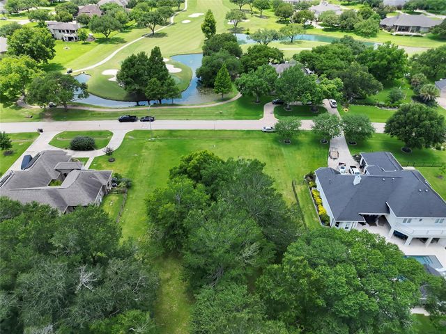 32915 Whitburn Trail, Weston Lakes, TX 77441