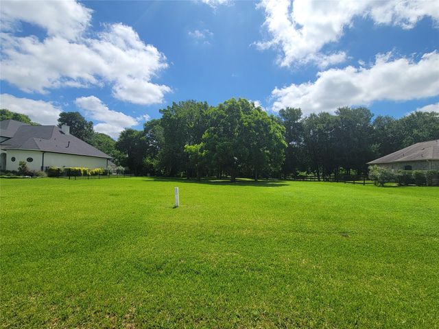 32915 Whitburn Trail, Weston Lakes, TX 77441
