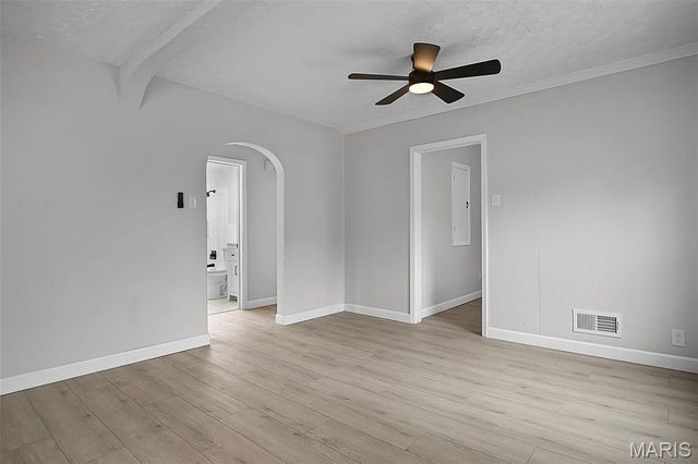 7562 Melrose Avenue, University City, MO 63130