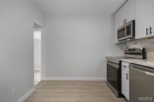 7562 Melrose Avenue, University City, MO 63130