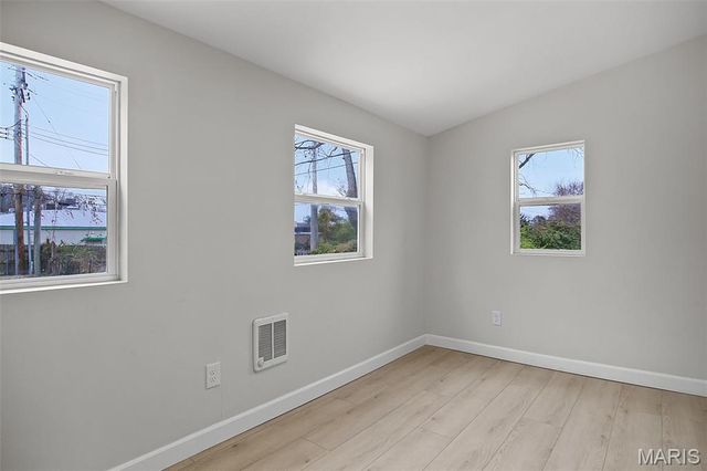 7562 Melrose Avenue, University City, MO 63130