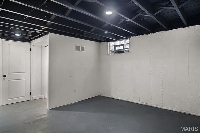 7562 Melrose Avenue, University City, MO 63130