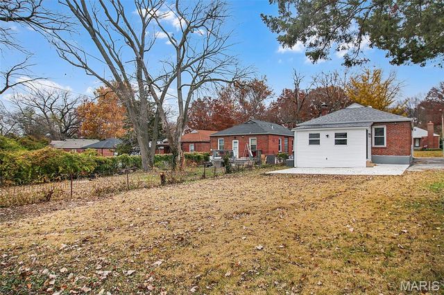 7562 Melrose Avenue, University City, MO 63130