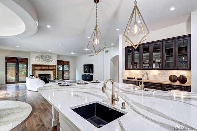 1030 S Adams Street, Denver, CO 80209