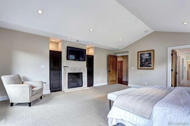 1030 S Adams Street, Denver, CO 80209