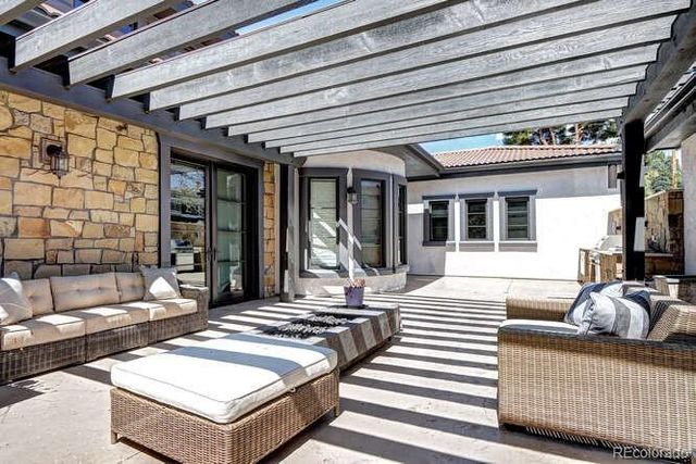 1030 S Adams Street, Denver, CO 80209