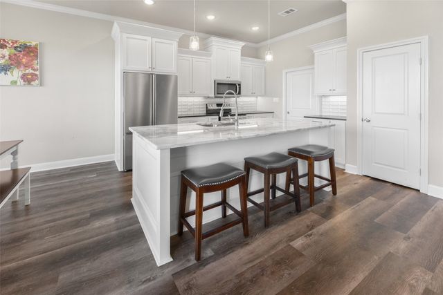 408 Daisy Lane, Robinson, TX 76706