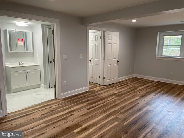 13 GLEN DR, Voorhees, NJ 08043
