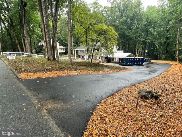 13 GLEN DR, Voorhees, NJ 08043