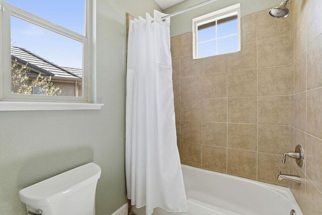 7210 Orchard Cir, Penryn, CA 95663