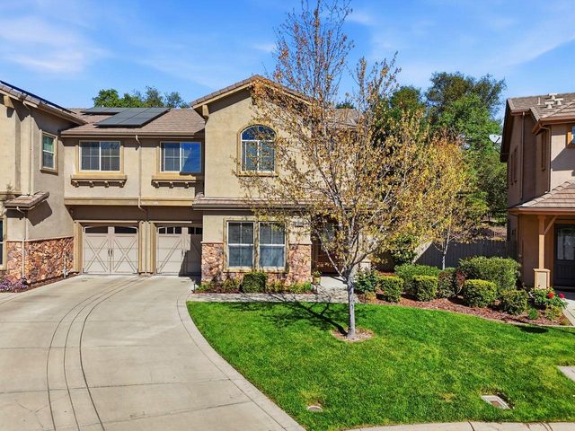 7210 Orchard Cir, Penryn, CA 95663