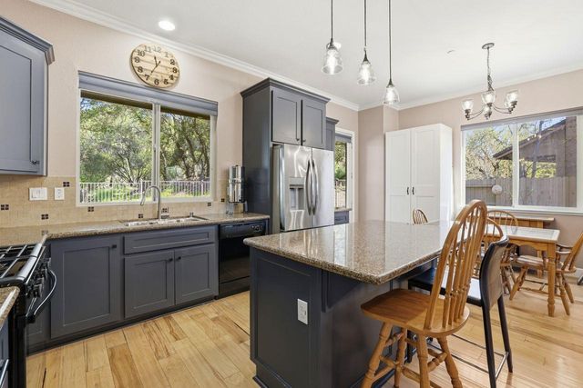 7210 Orchard Cir, Penryn, CA 95663