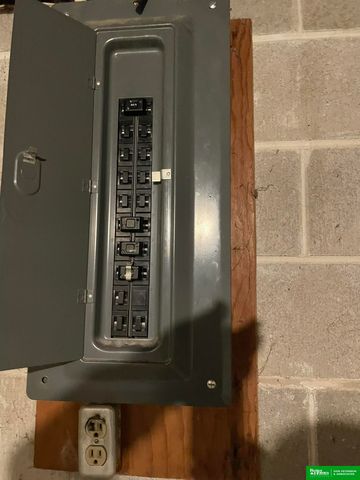 2061-2069 E 22nd Street, Fremont, NE 68025