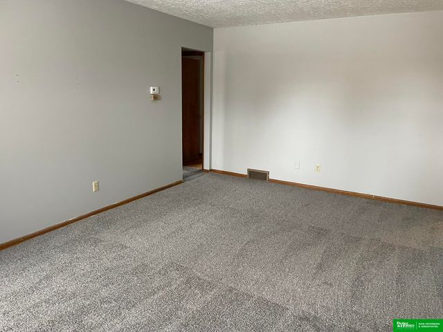 2061-2069 E 22nd Street, Fremont, NE 68025