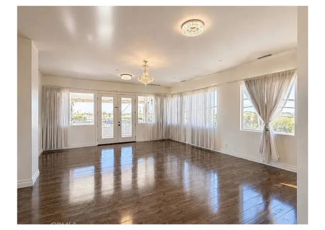19462 Harding, Huntington Beach, CA 92646