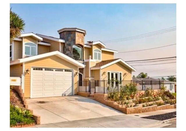 19462 Harding, Huntington Beach, CA 92646