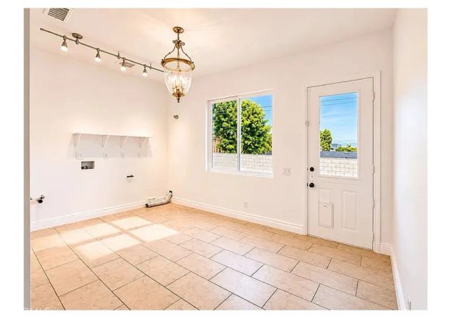 19462 Harding, Huntington Beach, CA 92646