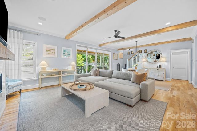 1408 Cortland Road W, Charlotte, NC 28209