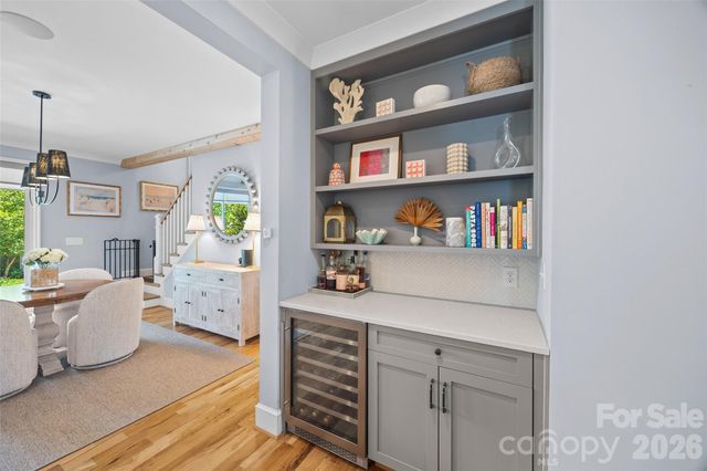 1408 Cortland Road W, Charlotte, NC 28209