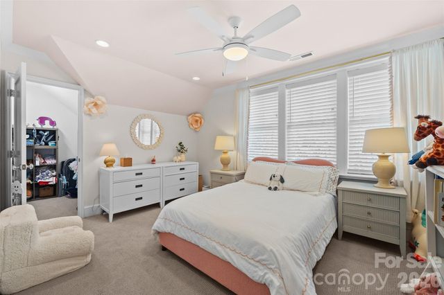 1408 Cortland Road W, Charlotte, NC 28209
