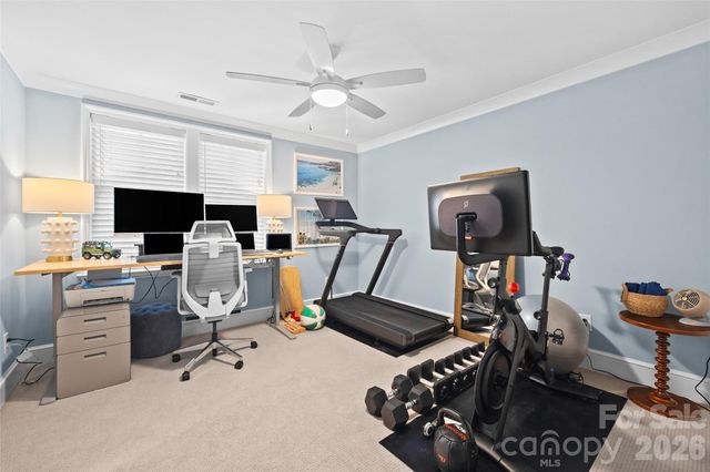 1408 Cortland Road W, Charlotte, NC 28209