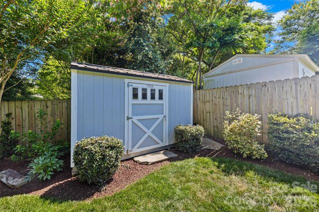 1408 Cortland Road W, Charlotte, NC 28209