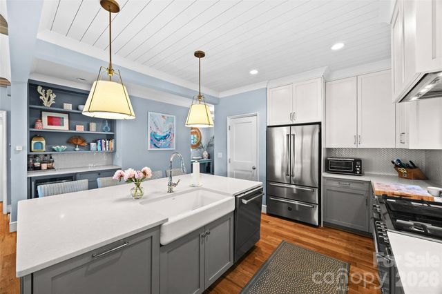 1408 Cortland Road W, Charlotte, NC 28209