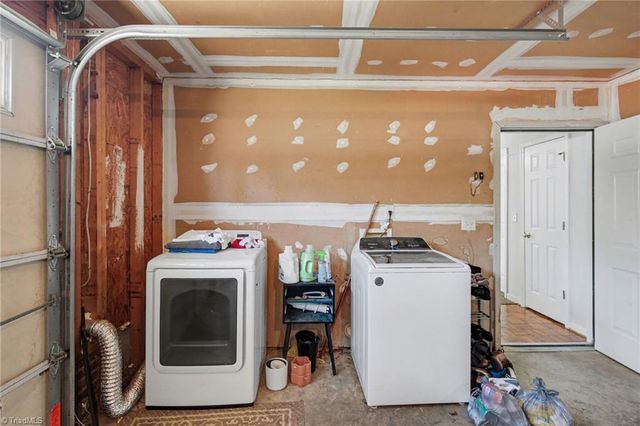 3904 Riverdale Drive, Greensboro, NC 27406