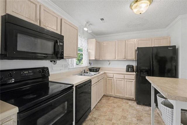 3904 Riverdale Drive, Greensboro, NC 27406