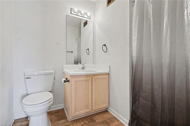 3904 Riverdale Drive, Greensboro, NC 27406