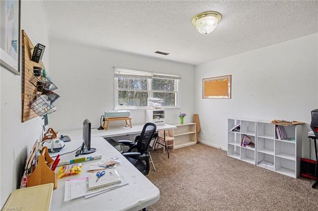 3904 Riverdale Drive, Greensboro, NC 27406