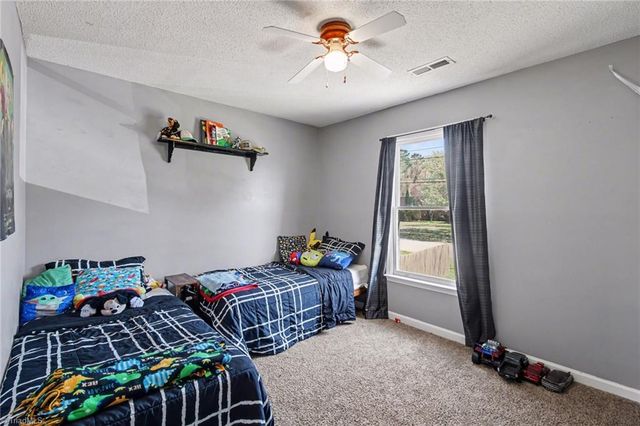 3904 Riverdale Drive, Greensboro, NC 27406