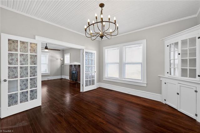 2609 Stockton Street, Winston-salem, NC 27127