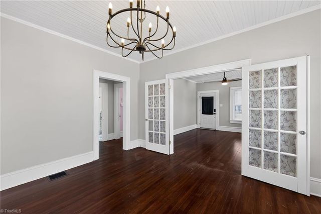 2609 Stockton Street, Winston-salem, NC 27127