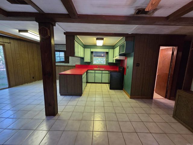 2309 Gwin Ln, Benton, AR 72019
