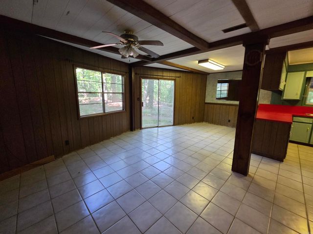 2309 Gwin Ln, Benton, AR 72019