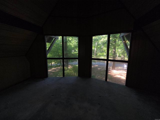 2309 Gwin Ln, Benton, AR 72019