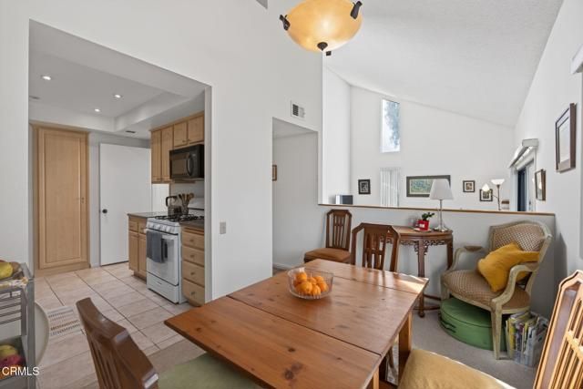 202 N Carrillo Road E, Ojai, CA 93023