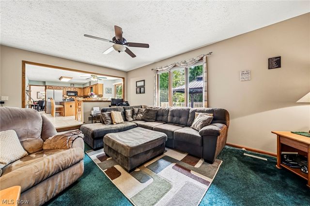 3173 Rosewood Oval, North Royalton, OH 44133