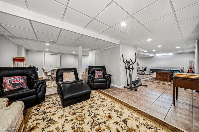 3173 Rosewood Oval, North Royalton, OH 44133