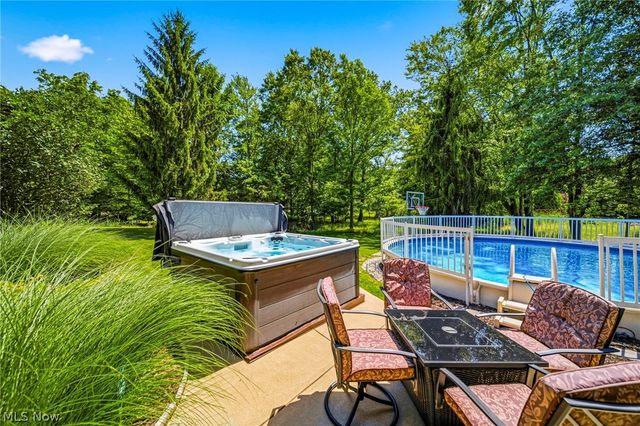 3173 Rosewood Oval, North Royalton, OH 44133