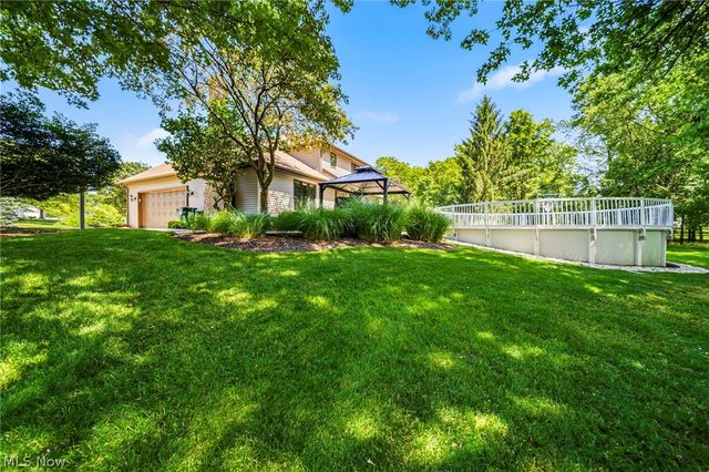 3173 Rosewood Oval, North Royalton, OH 44133