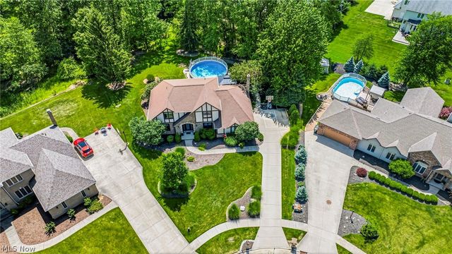 3173 Rosewood Oval, North Royalton, OH 44133