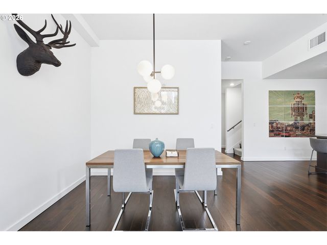 1900 S RIVER Dr N112, Portland, OR 97201