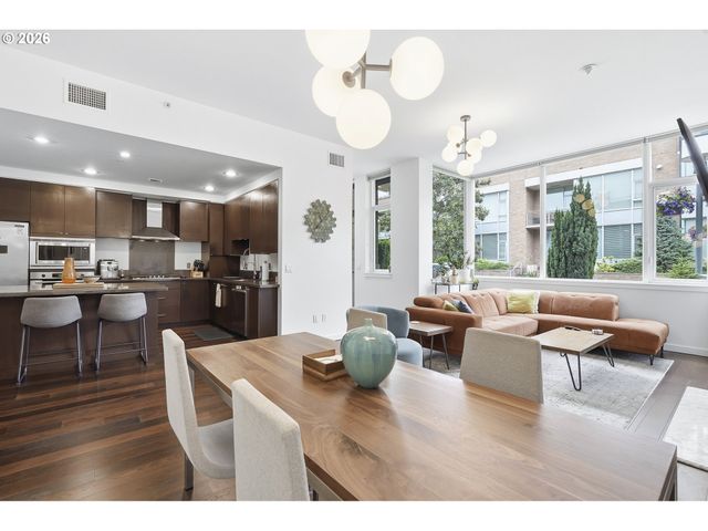 1900 S RIVER Dr N112, Portland, OR 97201