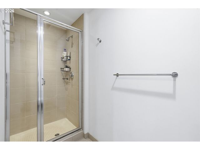 1900 S RIVER Dr N112, Portland, OR 97201