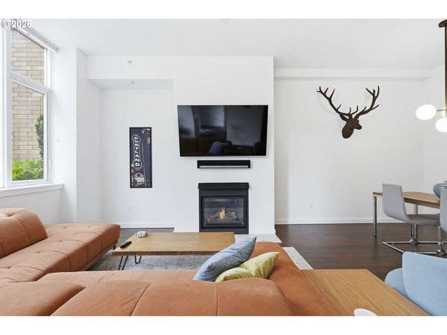 1900 S RIVER Dr N112, Portland, OR 97201