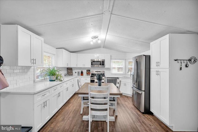 50 HAZELTOP DR, Sicklerville, NJ 08081