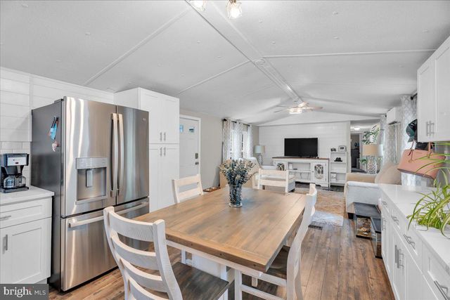 50 HAZELTOP DR, Sicklerville, NJ 08081
