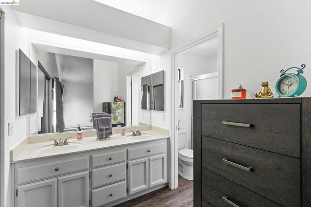 640 Mockingbird Ln, Oakley, CA 94561
